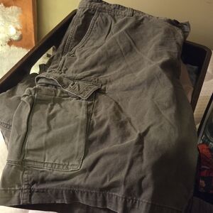 Urban Pipeline Men's Cargo Shorts in Charcoal